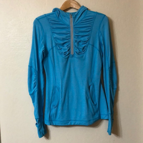 lululemon athletica Tops - 🎉Lululemon Run Resolution Pullover🎉